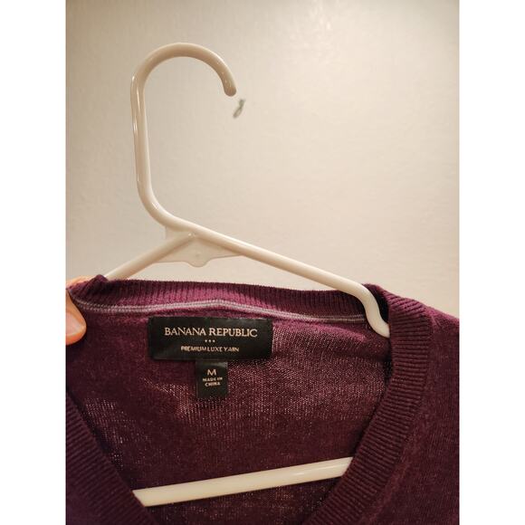 Banana Republic Luxe Yarn Cashmere Silk Blend Sweater M Plum Purple Soft Knit - Picture 3 of 4